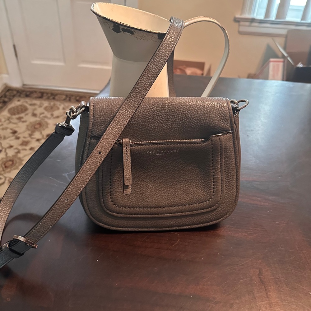 Marc Jacob’s Neutral Gray Crossbody Bag - Women's Shoulder Purse